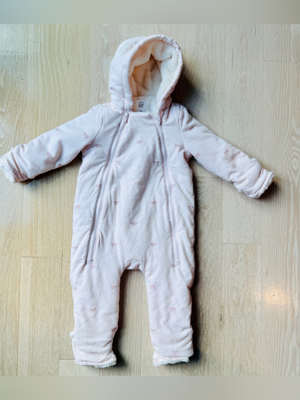 GAP Baby Sherpa-Lined Hooded One-Piece - Size 6-12 M - Light Pink with Bow print